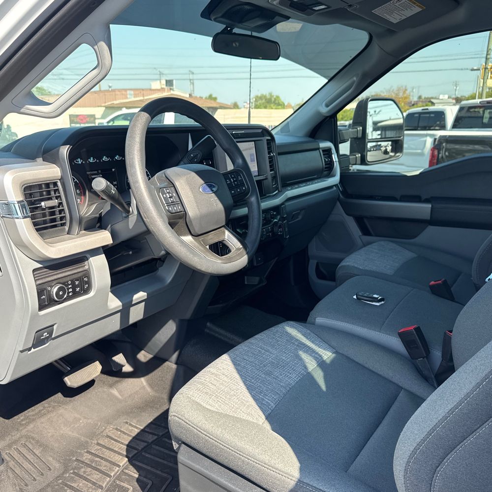 2025 Ford F-350 Super Duty XLT