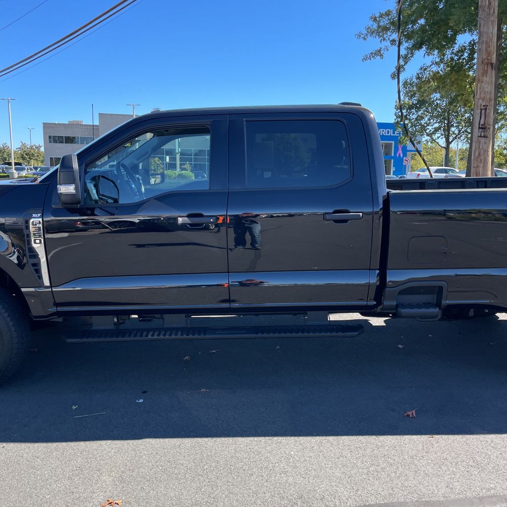 2025 Ford F-350 Super Duty XLT