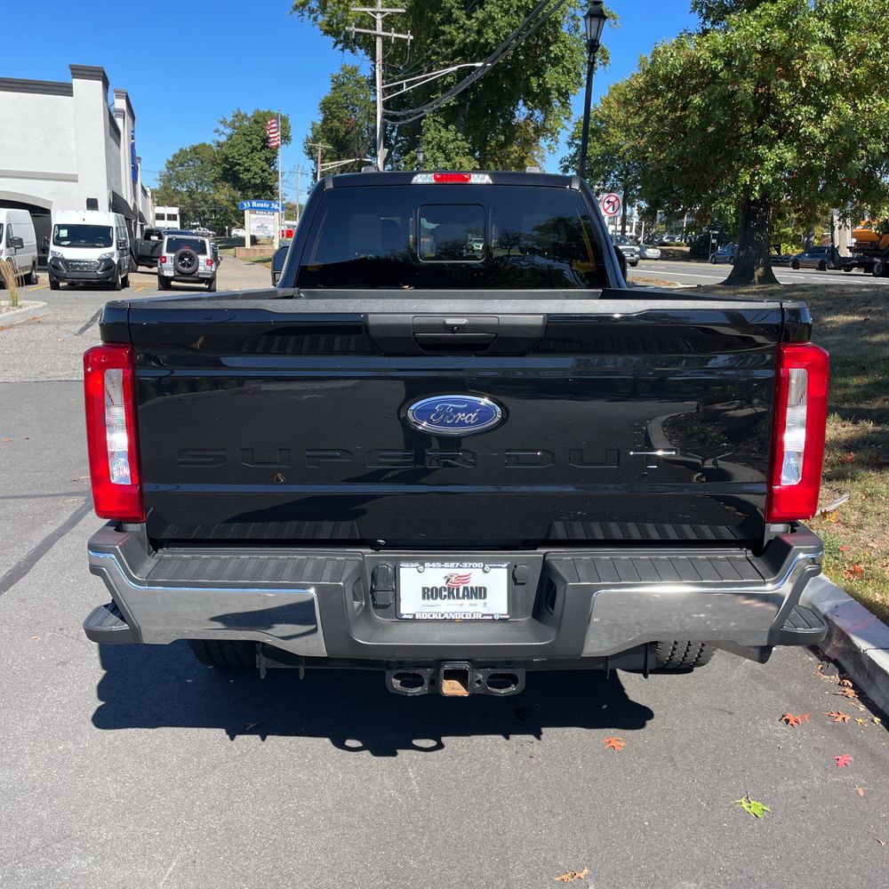 2025 Ford F-350 Super Duty XLT