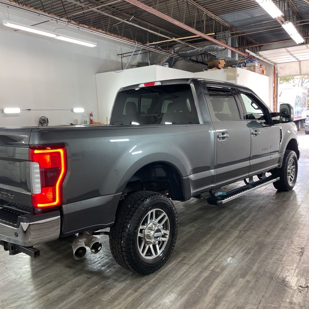2018 Ford F350 S/D Lariat