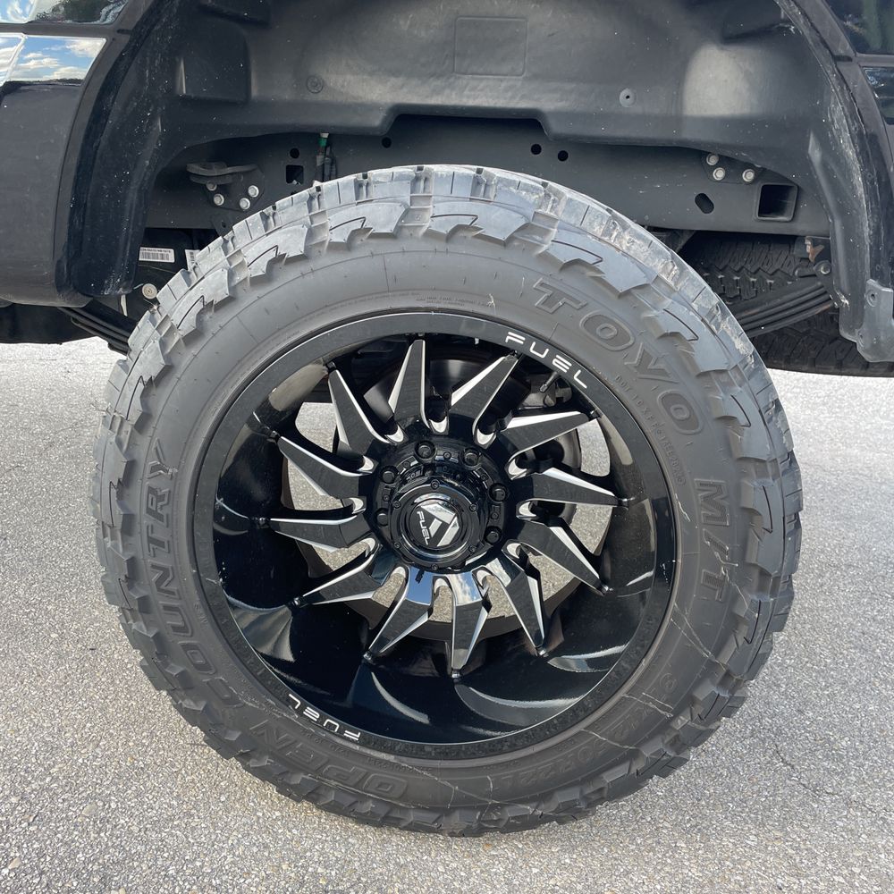 2023 Ford F-350 Super Duty Platinum
