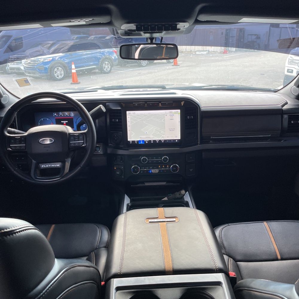 2023 Ford F-350 Super Duty Platinum