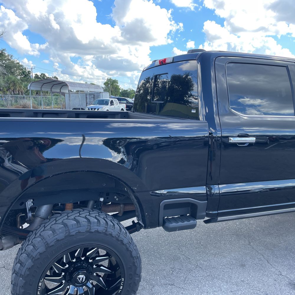 2023 Ford F-350 Super Duty Platinum