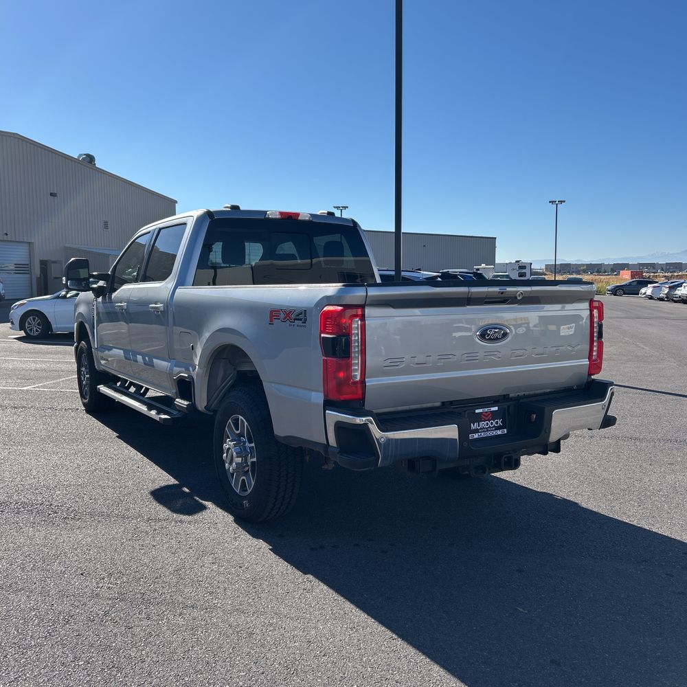 2024 Ford F350 S/D Lariat