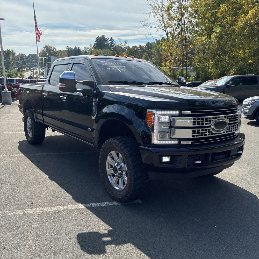 2017 Ford F-350 Super Duty Platinum