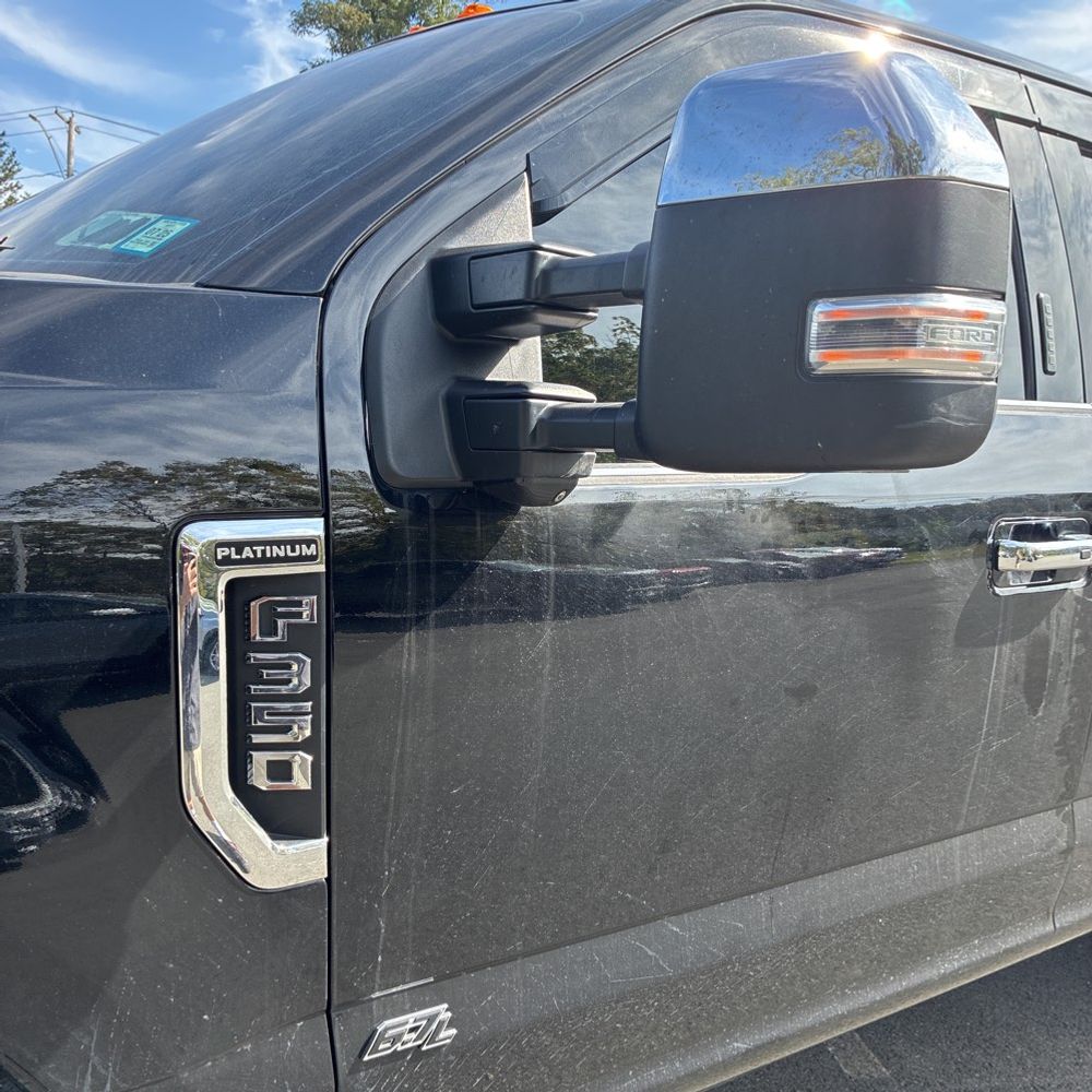 2017 Ford F-350 Super Duty Platinum