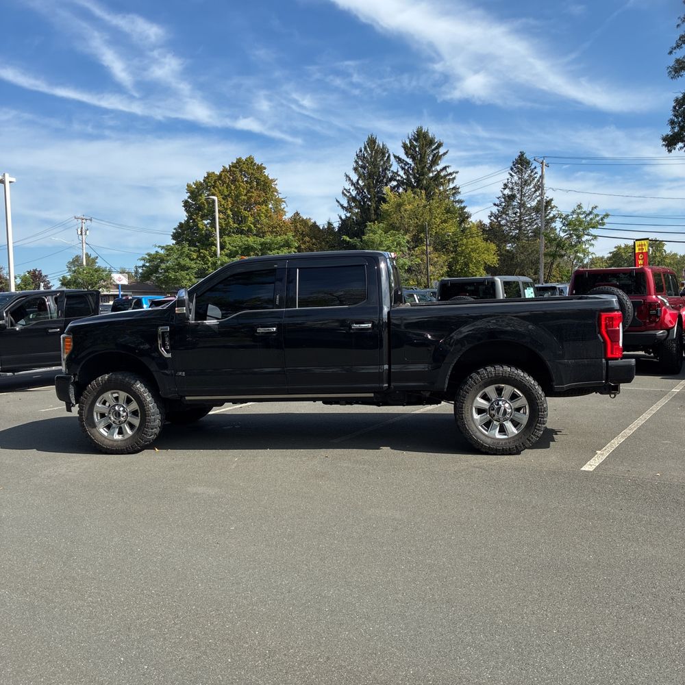 2017 Ford F-350 Super Duty Platinum