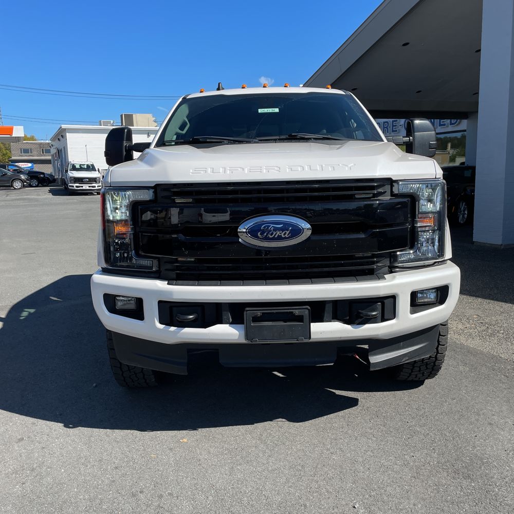 2019 Ford F-350 Super Duty Lariat