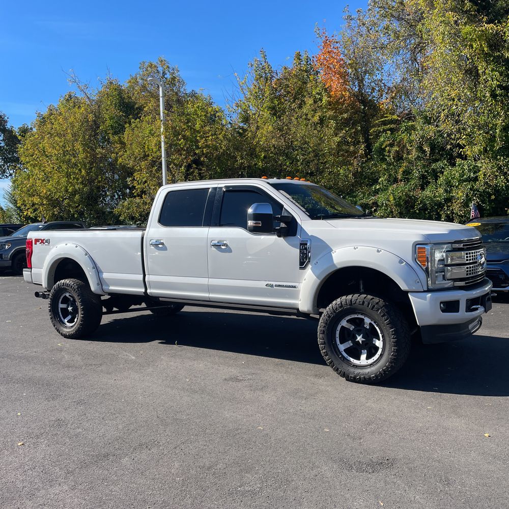 2017 Ford F-350 Super Duty Platinum
