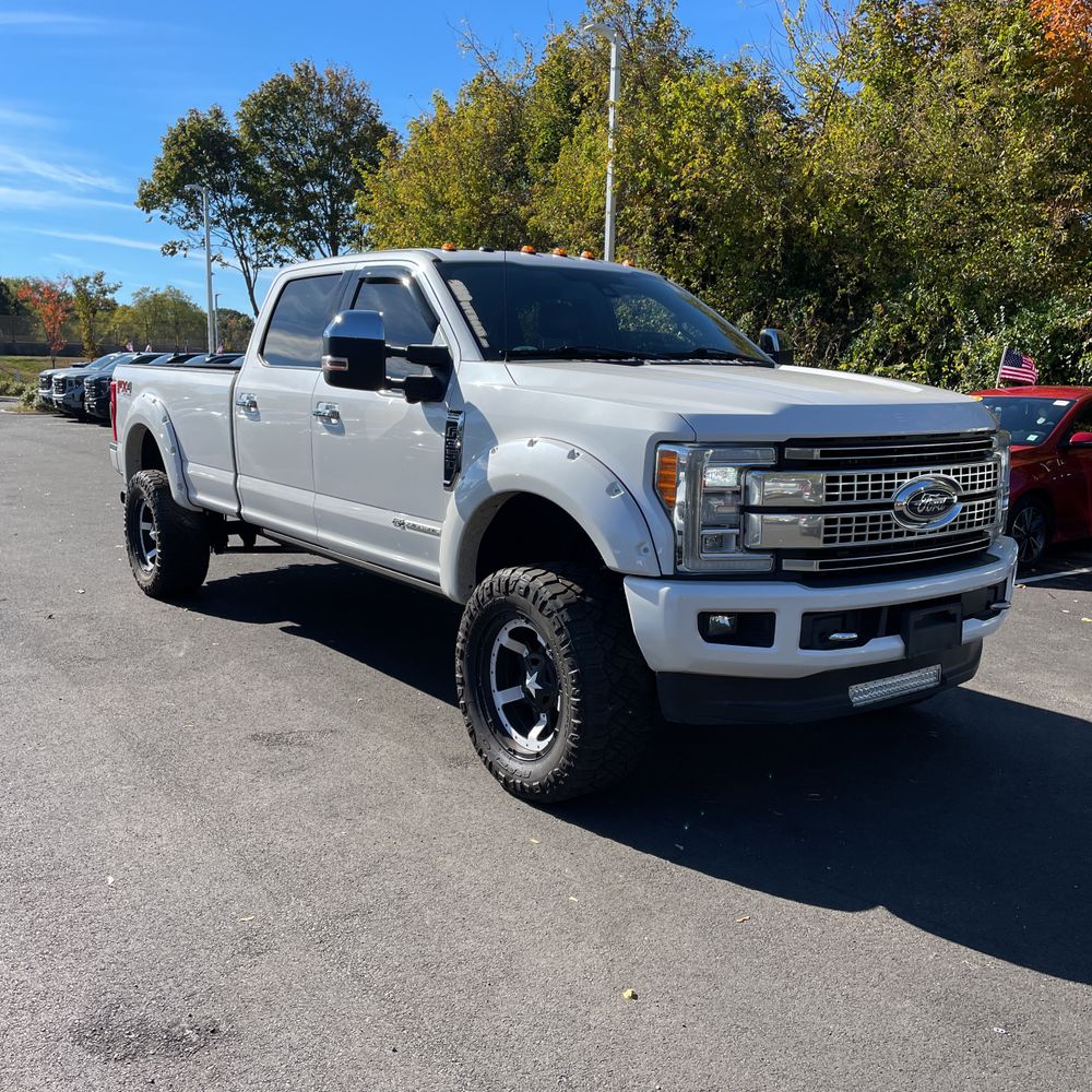 2017 Ford F-350 Super Duty Platinum