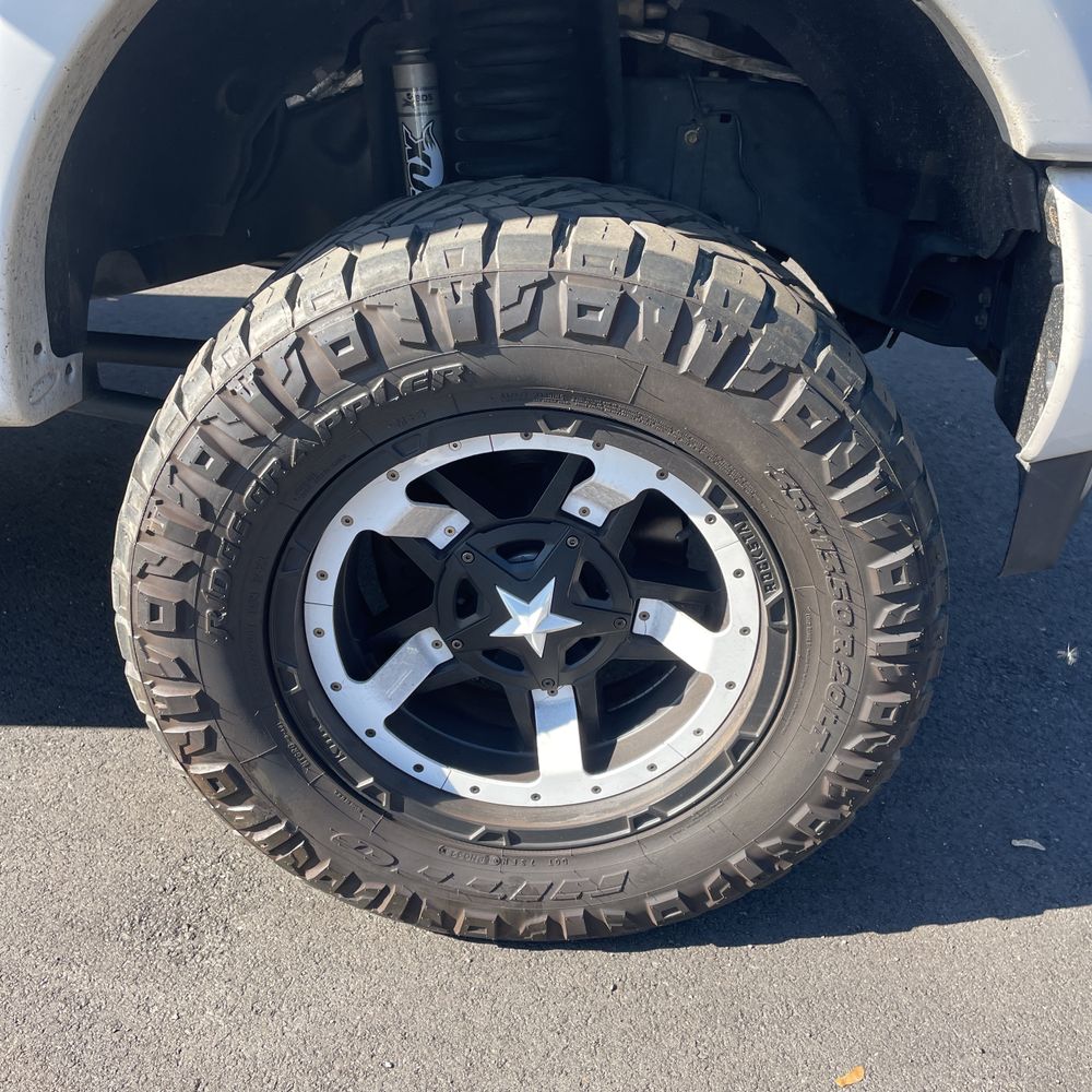 2017 Ford F-350 Super Duty Platinum