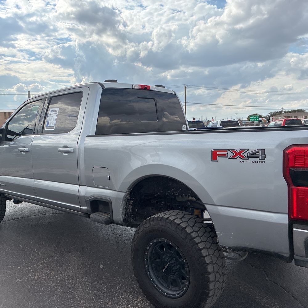 2024 Ford F-350 Super Duty Lariat
