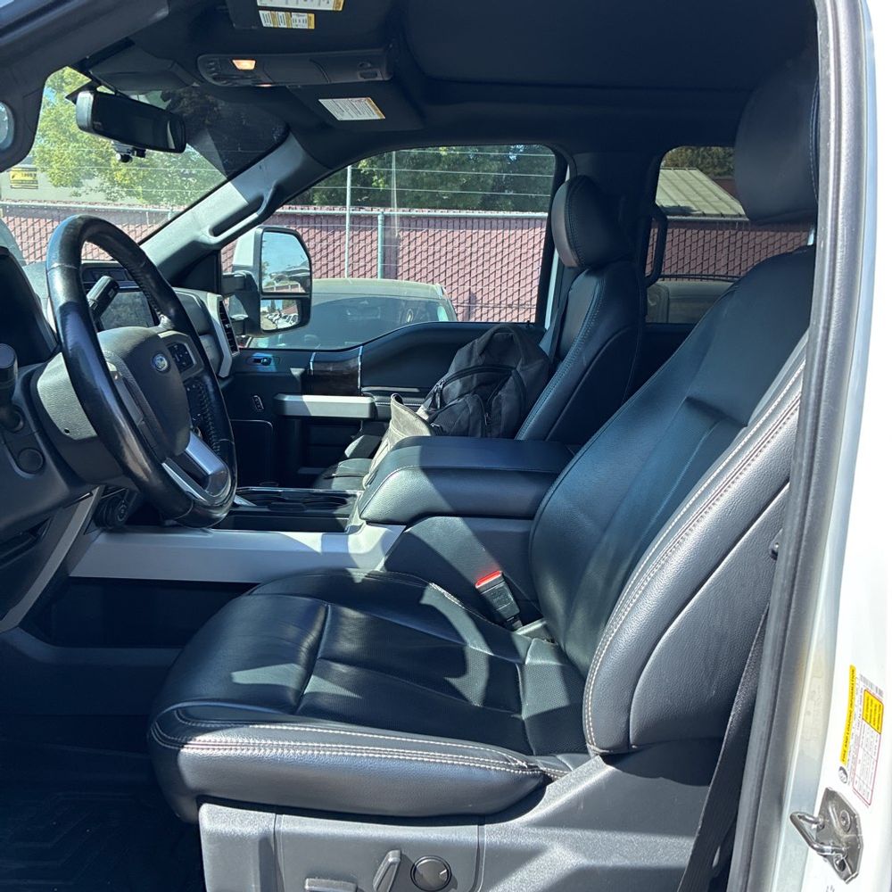 2022 Ford F-350 Super Duty Lariat