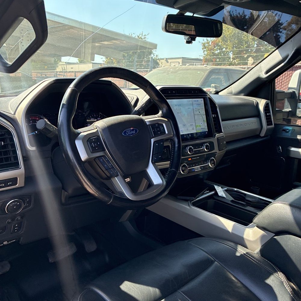 2022 Ford F-350 Super Duty Lariat