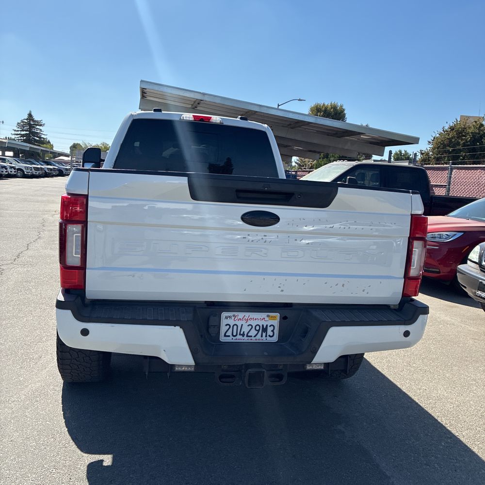 2022 Ford F-350 Super Duty Lariat