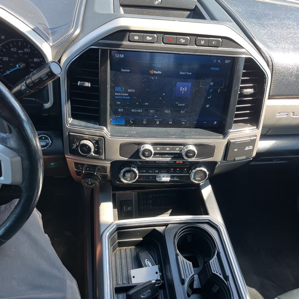 2022 Ford F-350 Super Duty Lariat