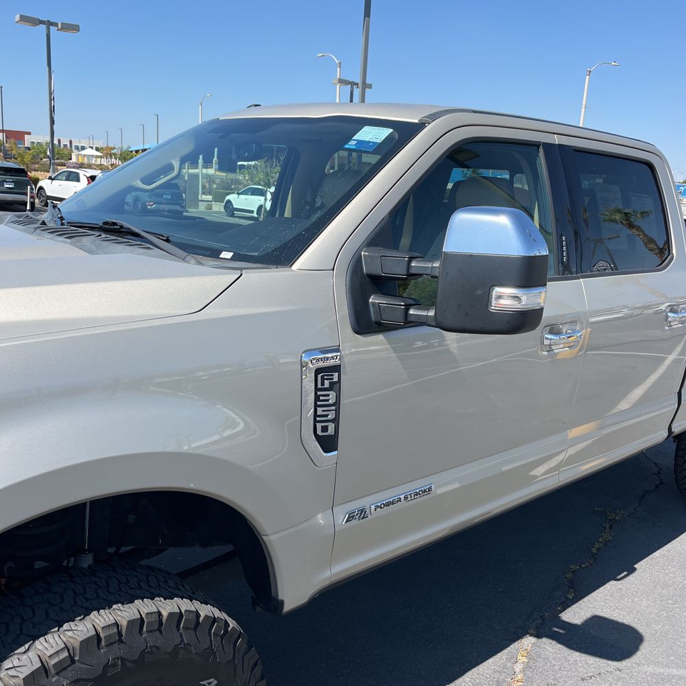 2017 Ford F-350 Super Duty Lariat