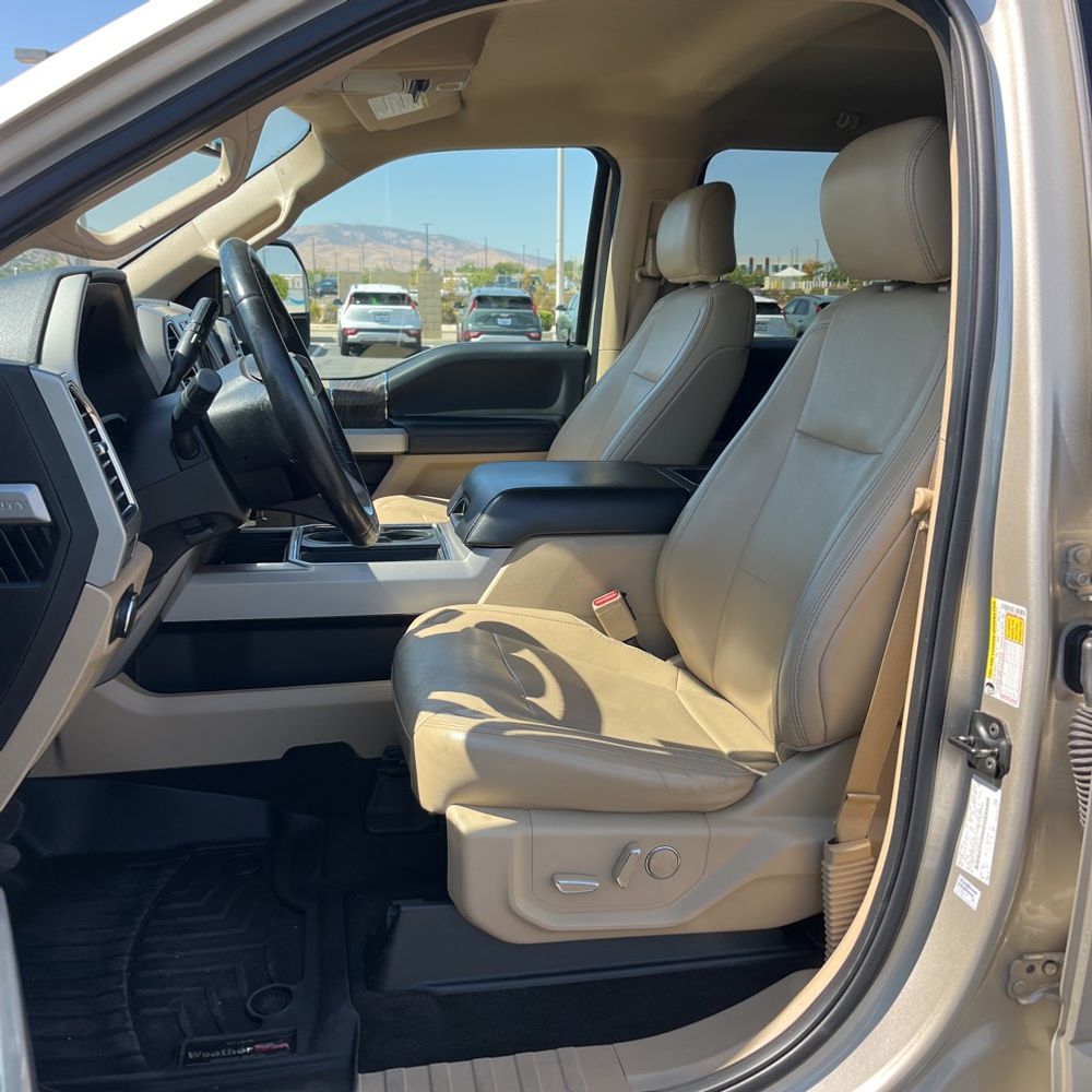 2017 Ford F-350 Super Duty Lariat