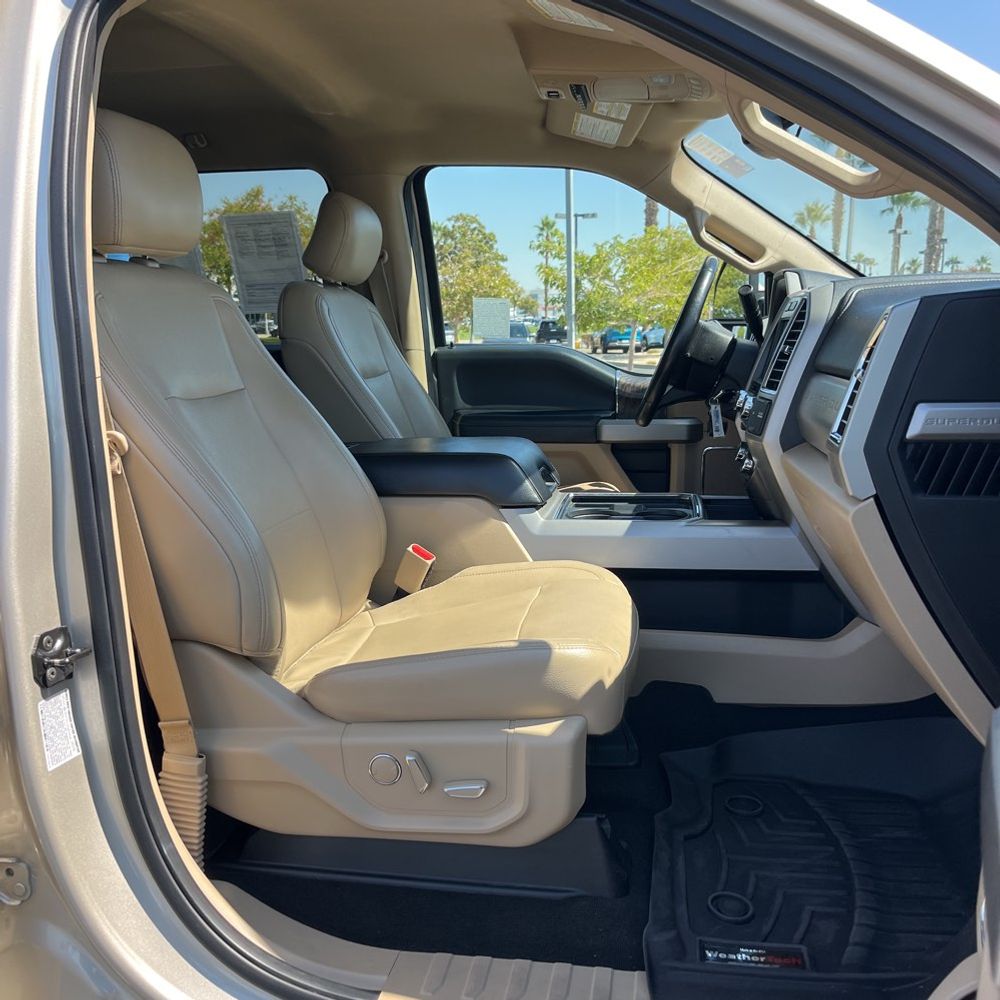 2017 Ford F-350 Super Duty Lariat