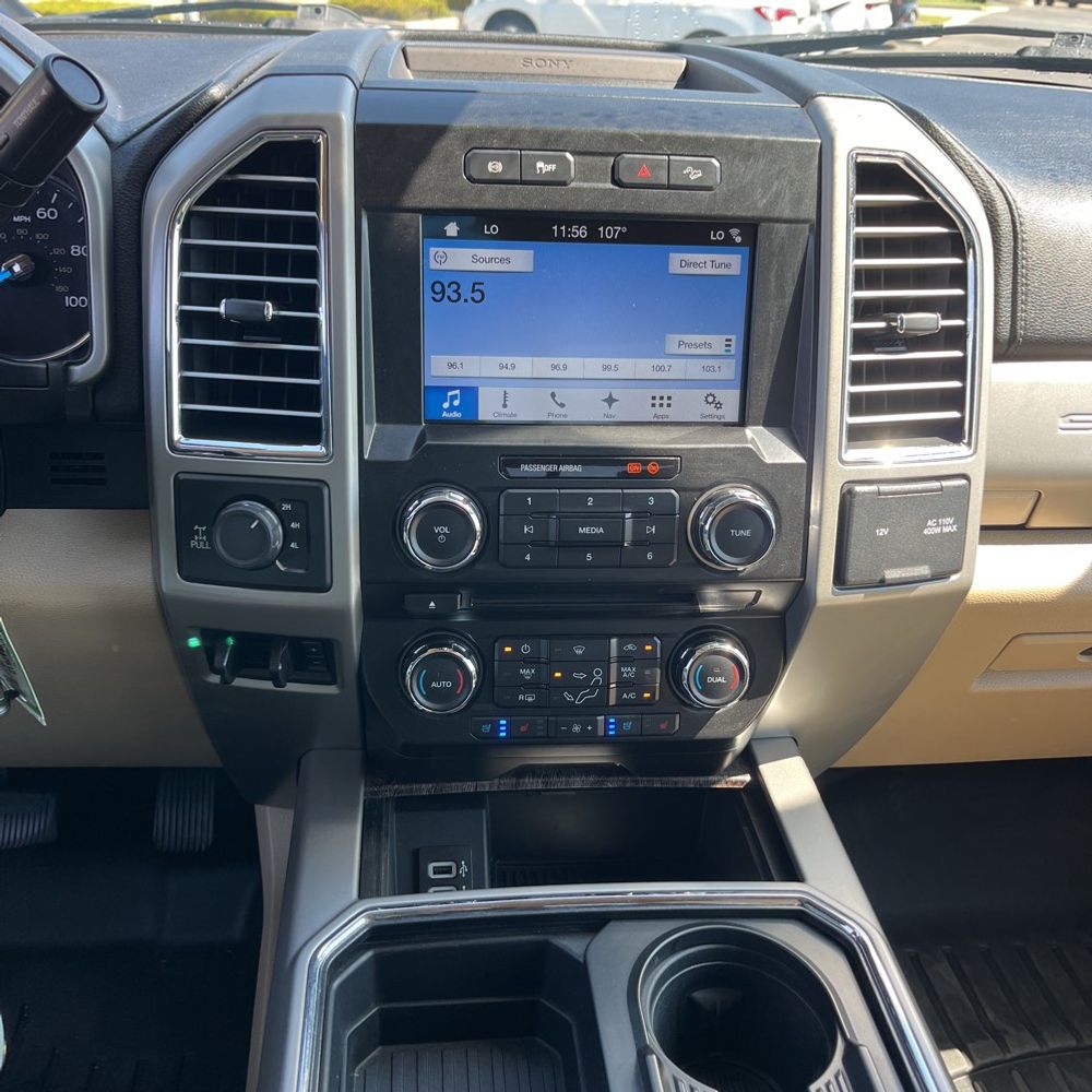 2017 Ford F-350 Super Duty Lariat