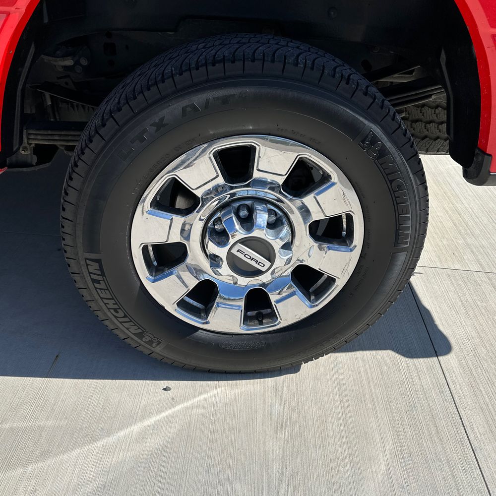 2023 Ford F-350 Super Duty Lariat