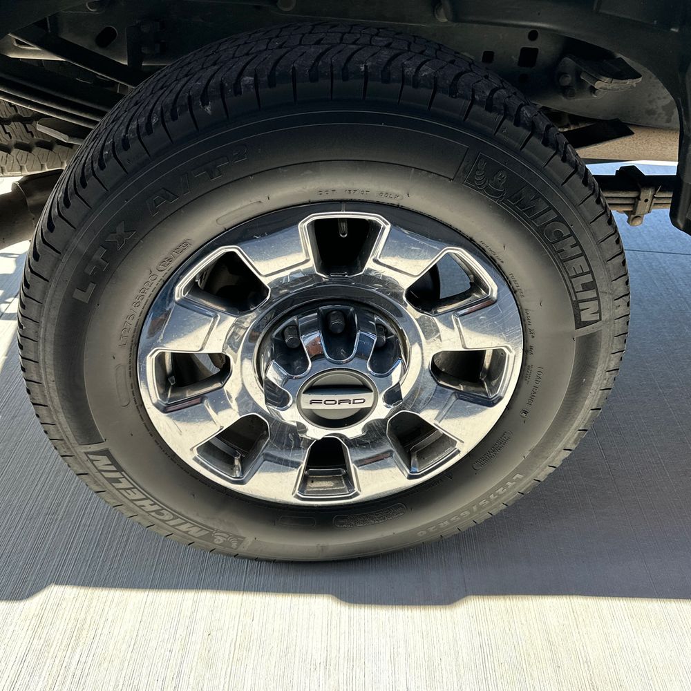 2023 Ford F-350 Super Duty Lariat