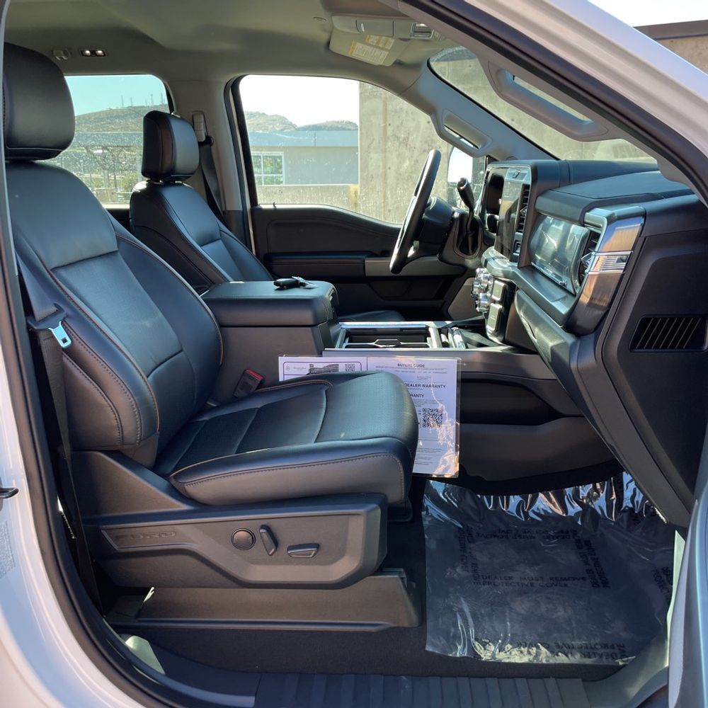 2025 Ford F-350 Super Duty Lariat
