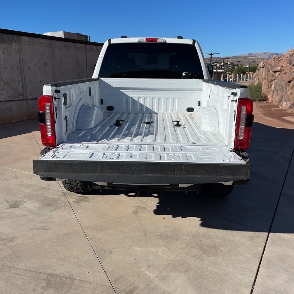 2025 Ford F-350 Super Duty Lariat