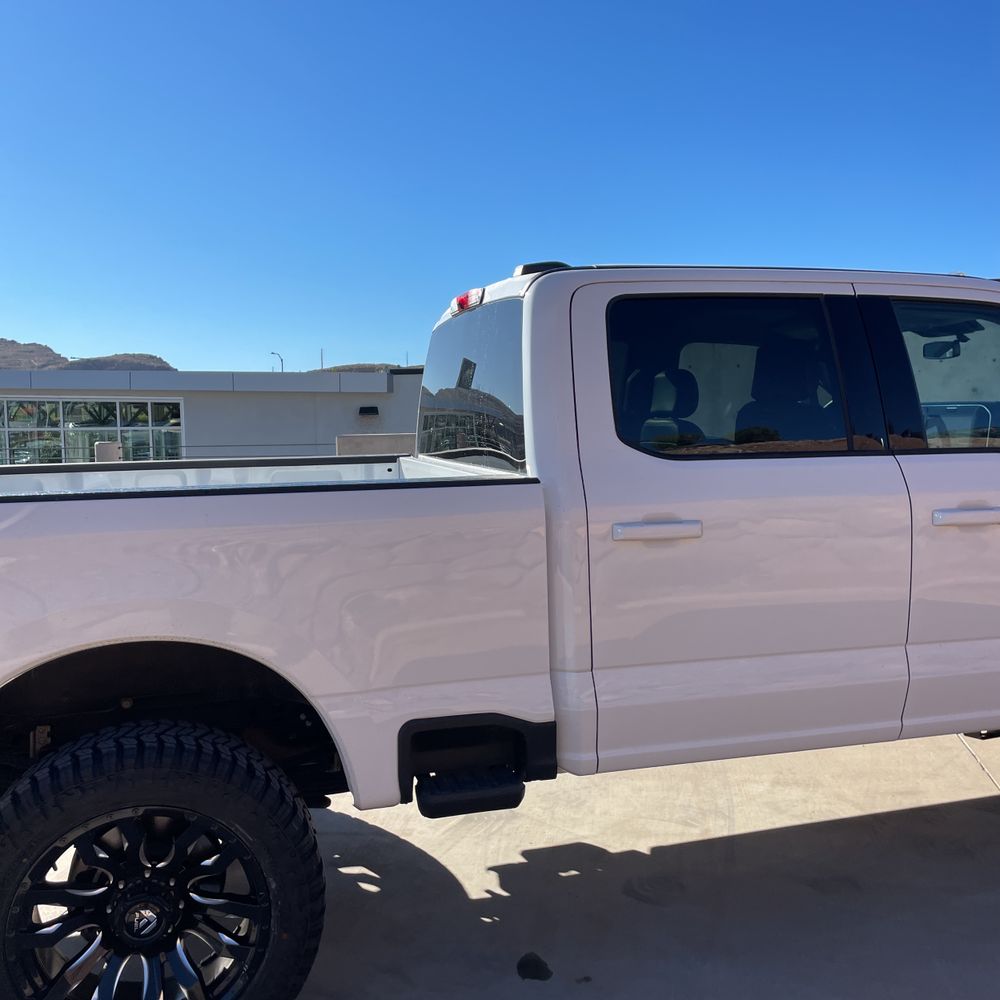 2025 Ford F-350 Super Duty Lariat