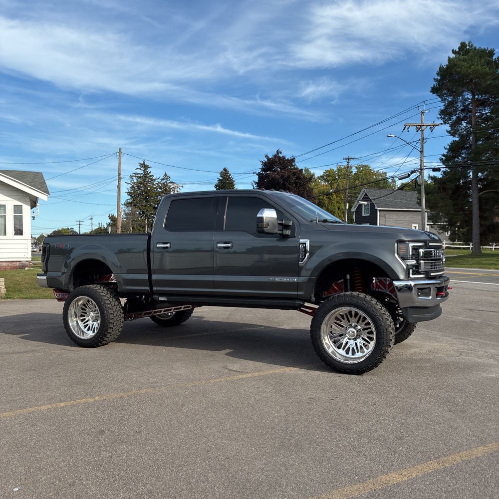 2017 Ford F-350 Super Duty Lariat