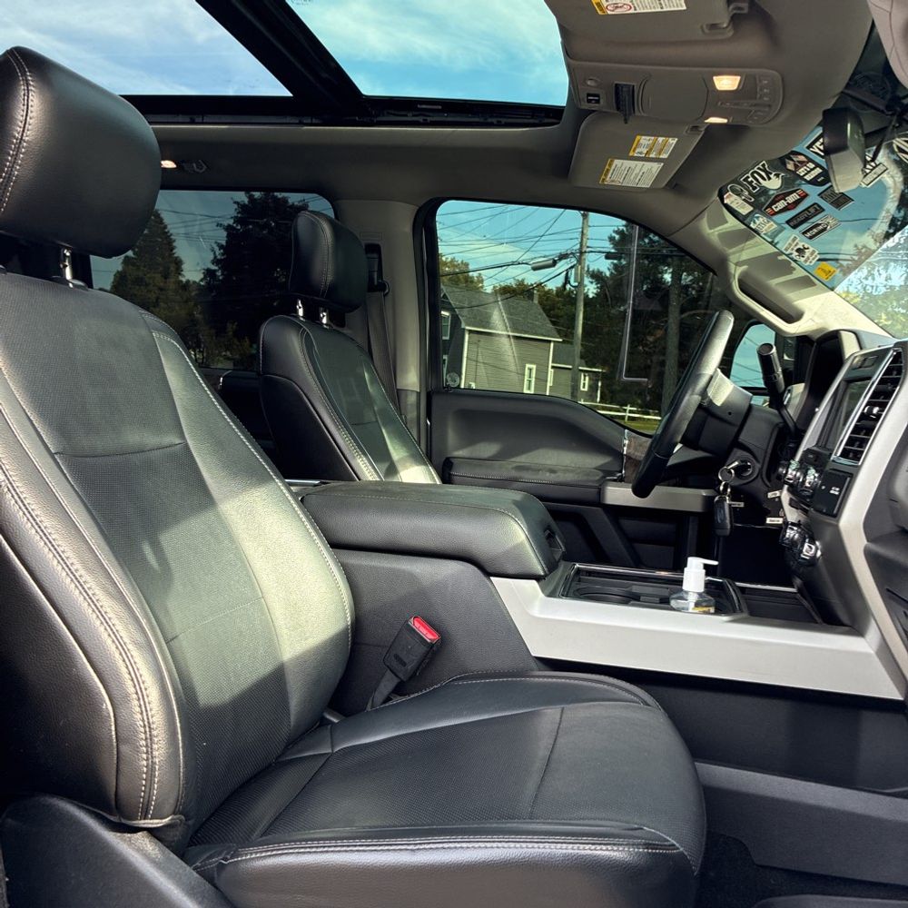 2017 Ford F-350 Super Duty Lariat