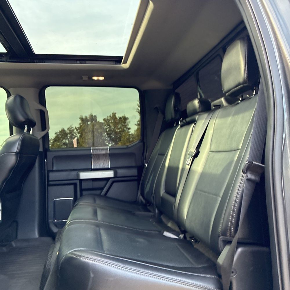 2017 Ford F-350 Super Duty Lariat