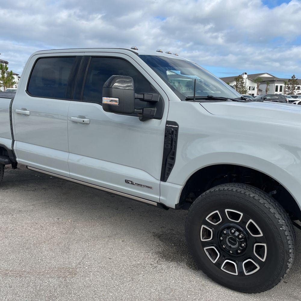 2025 Ford F-350 Super Duty Platinum
