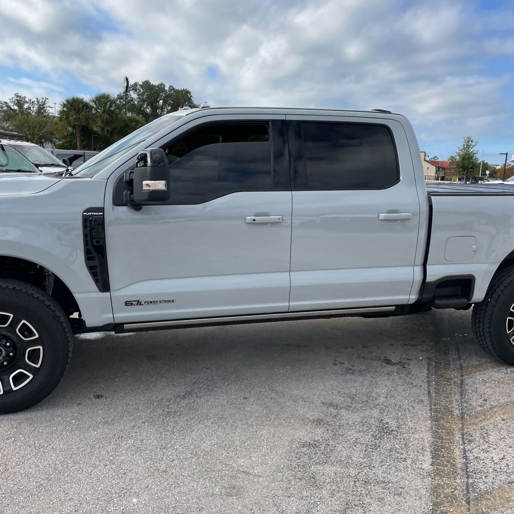 2025 Ford F-350 Super Duty Platinum