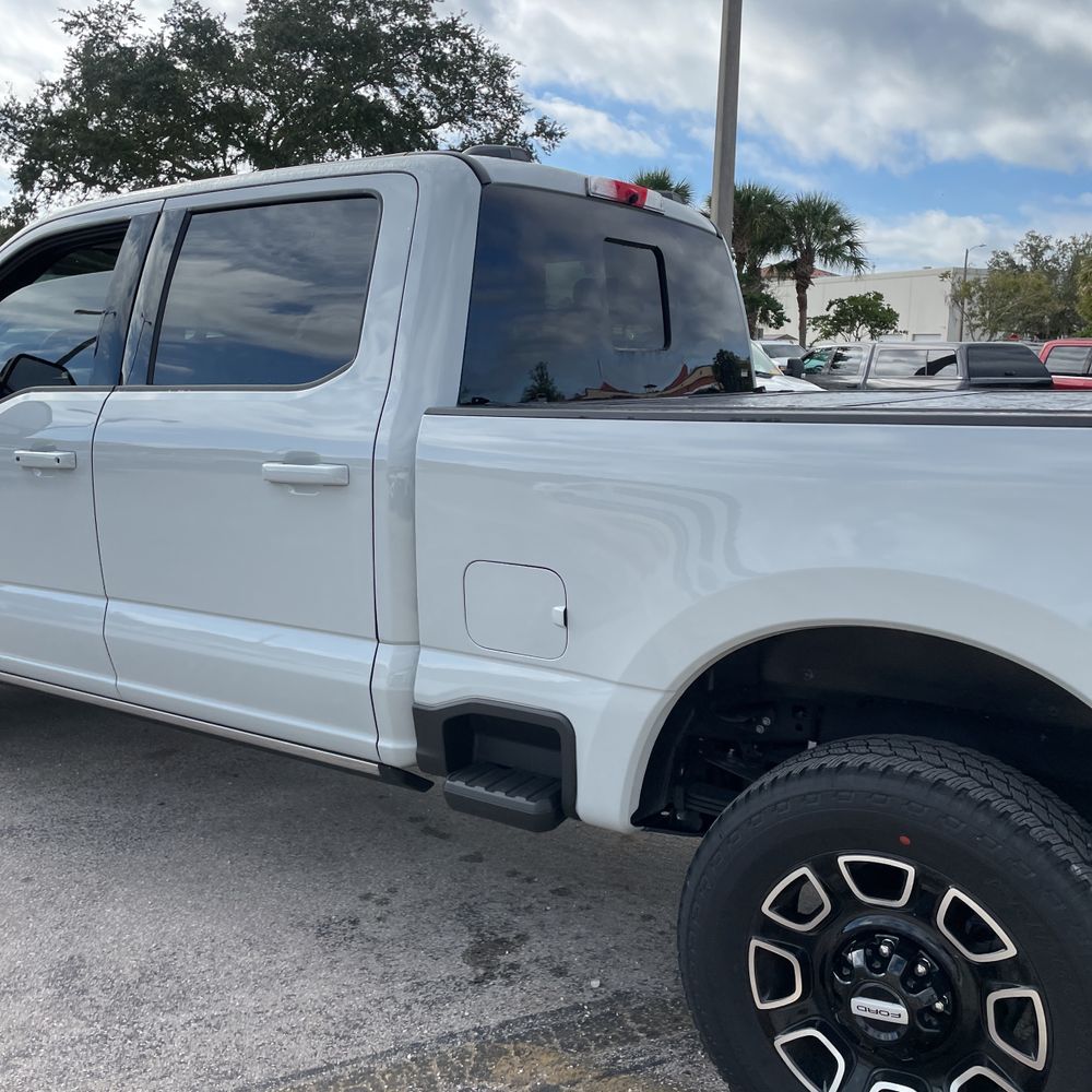 2025 Ford F-350 Super Duty Platinum