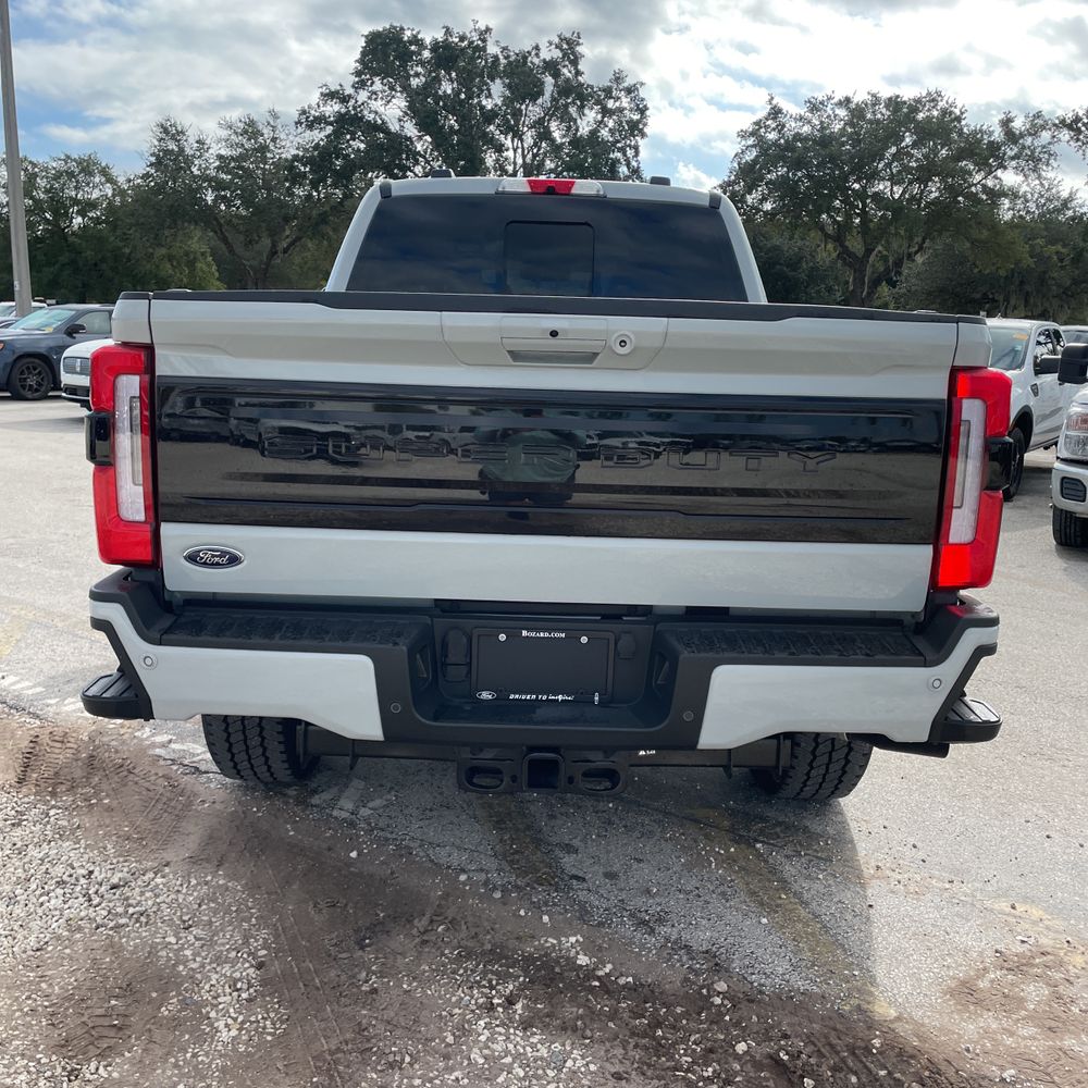 2025 Ford F-350 Super Duty Platinum
