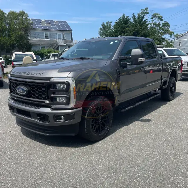 2023 Ford F-350 Super Duty Lariat
