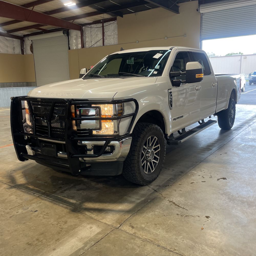 2019 Ford F-350 Super Duty Lariat