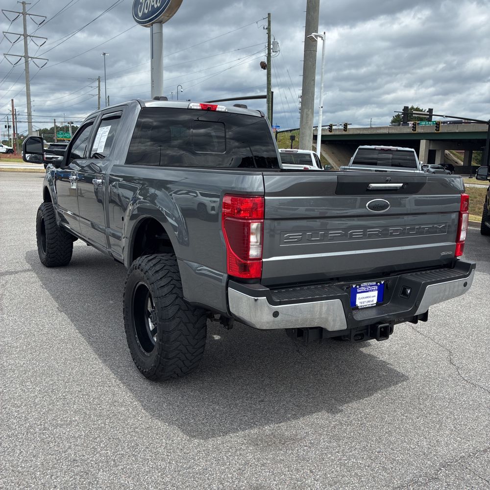 2022 Ford F-350 Super Duty Lariat