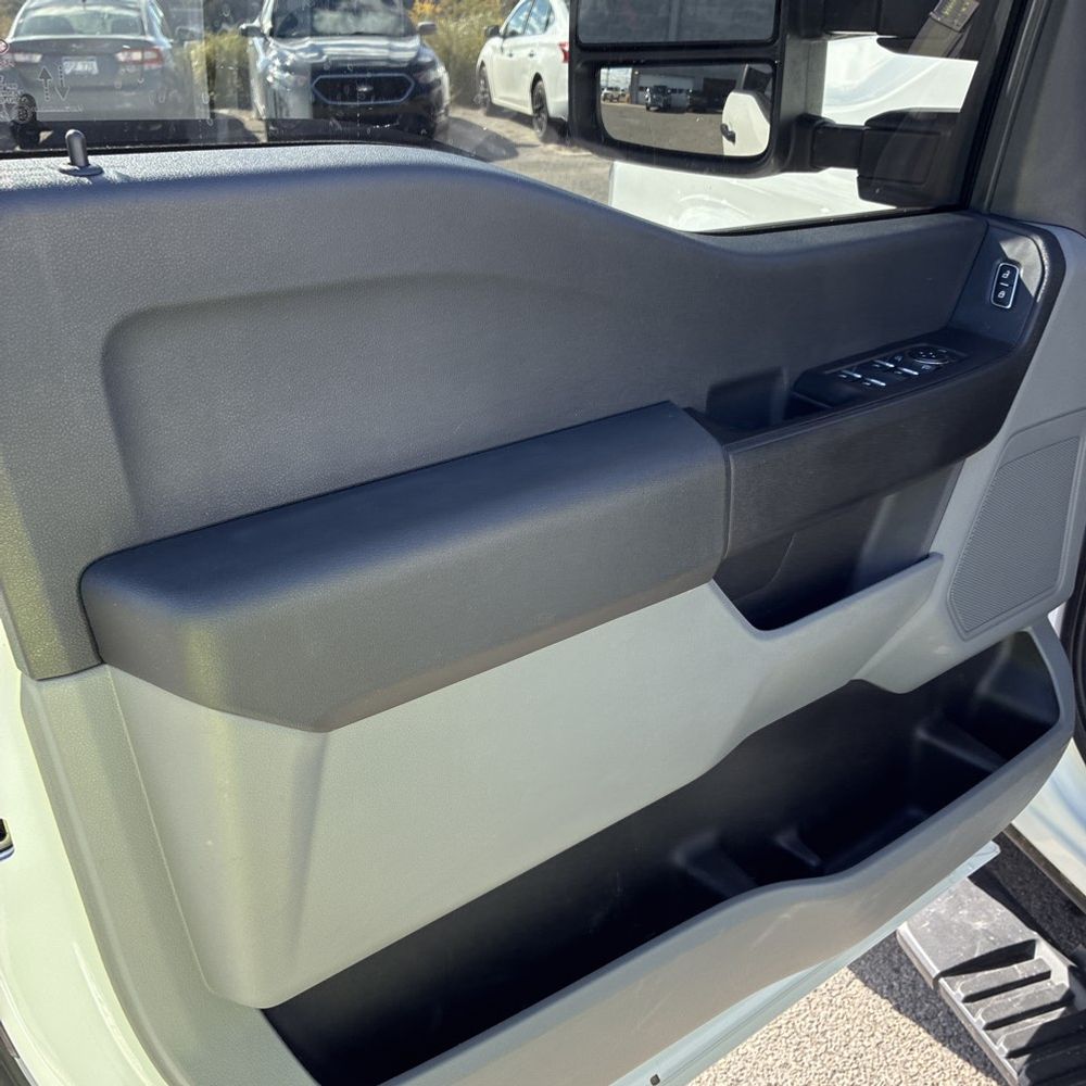 2023 Ford F-350 Super Duty XL