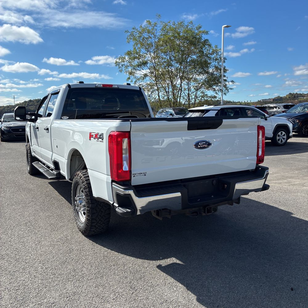 2023 Ford F-350 Super Duty XL