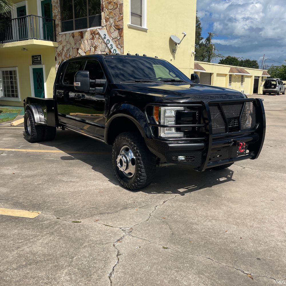 2017 Ford F-350 Super Duty Platinum