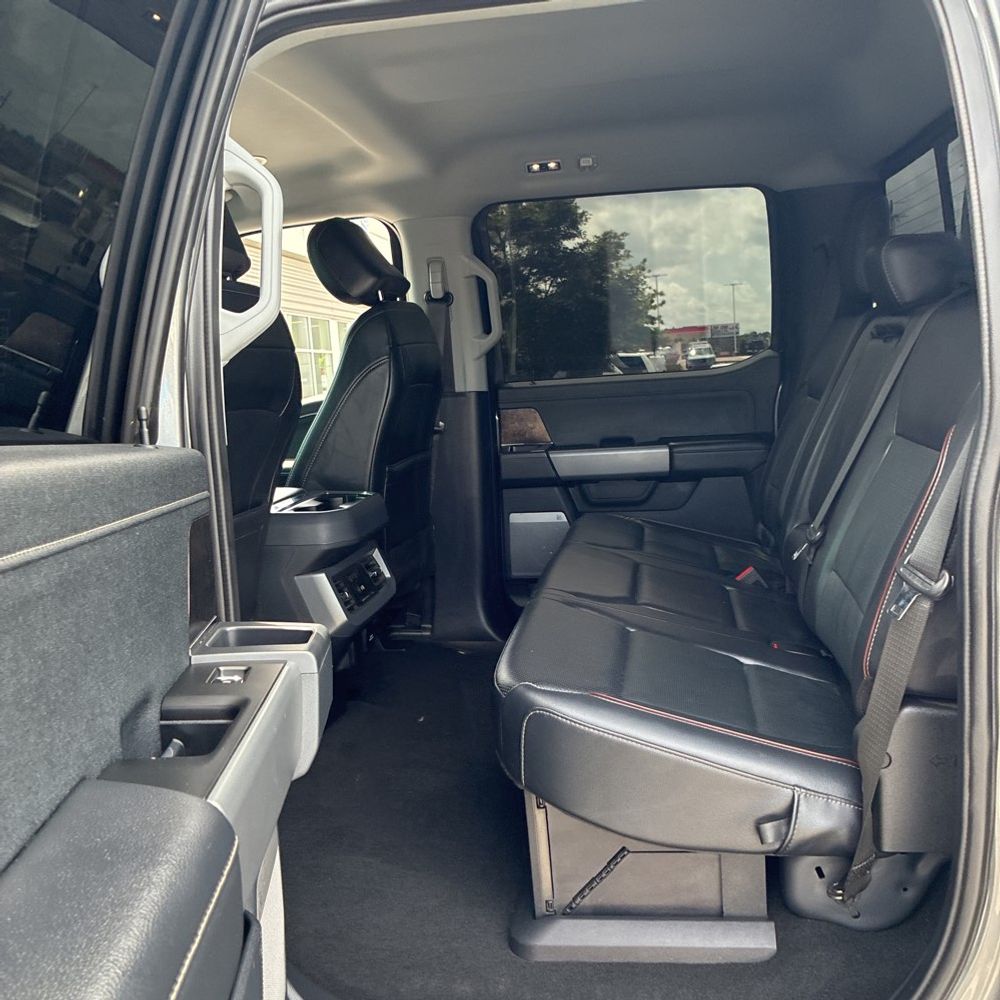 2024 Ford F-350 Super Duty Lariat