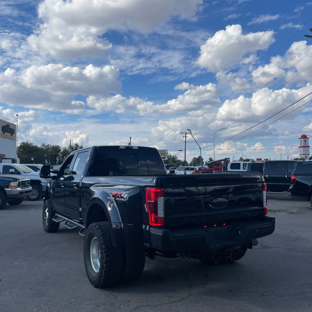 2019 Ford F350SD Lariat