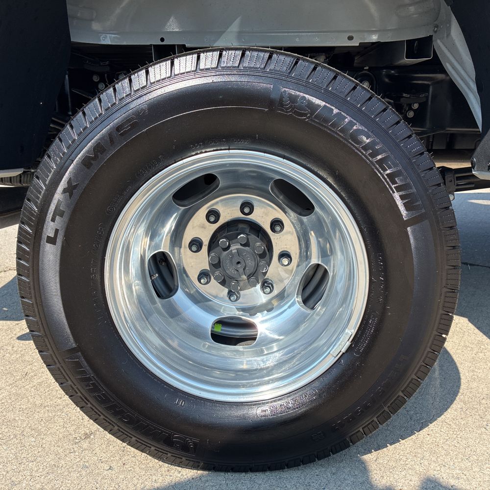 2025 Ford F-350 Super Duty XL
