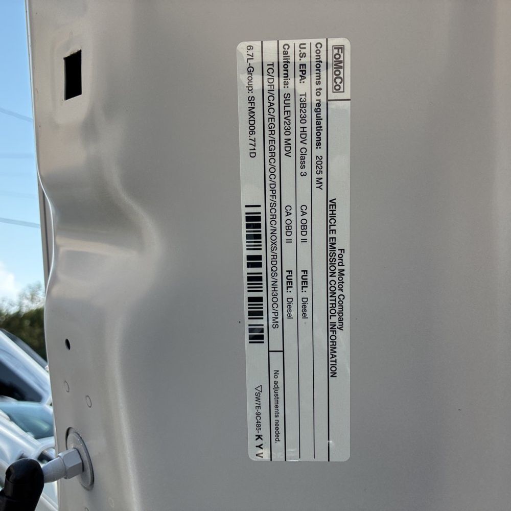 2025 Ford F-350 Super Duty XL