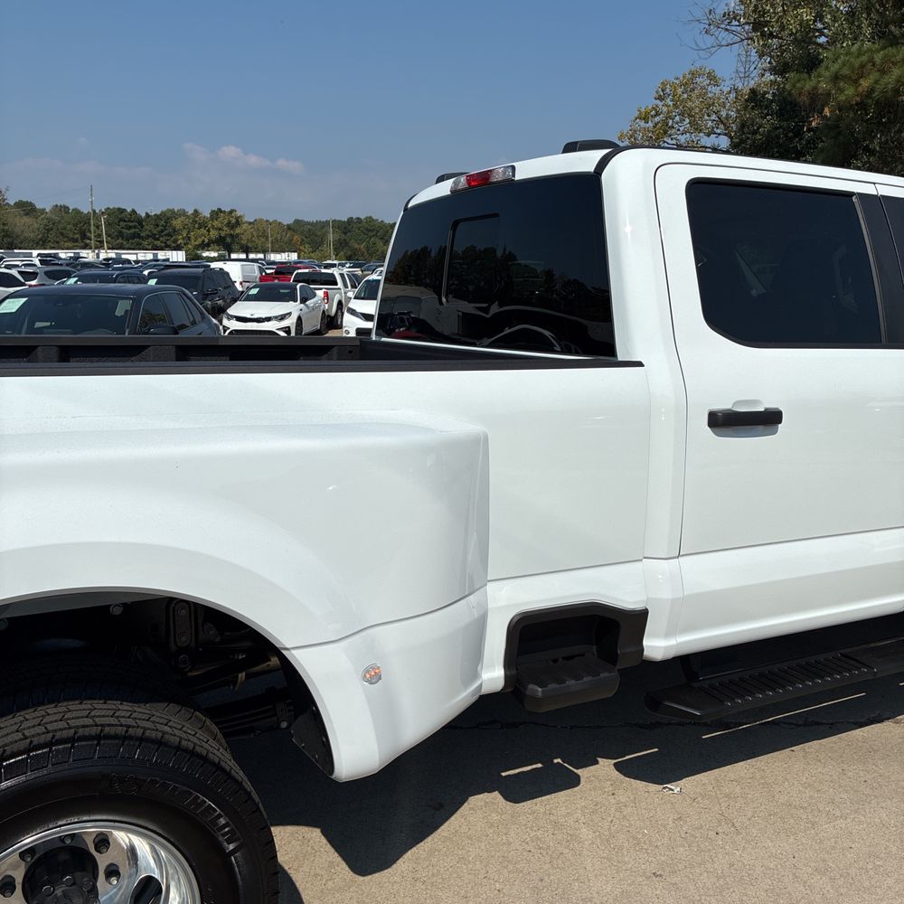 2025 Ford F-350 Super Duty XL