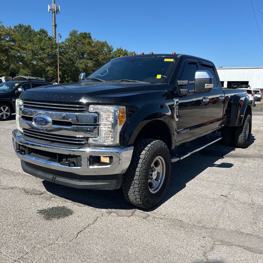 2019 Ford F-350 Super Duty Lariat