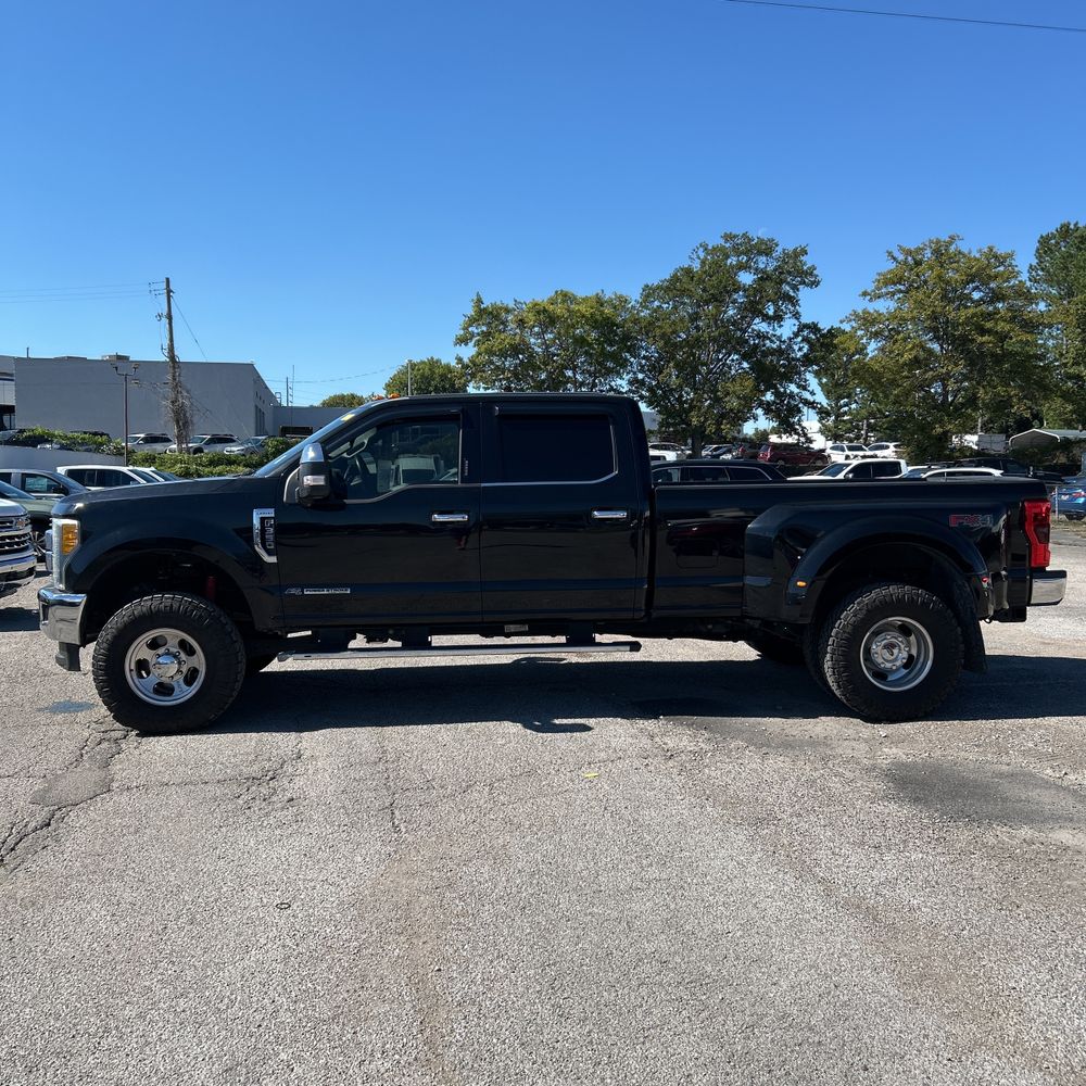 2019 Ford F-350 Super Duty Lariat