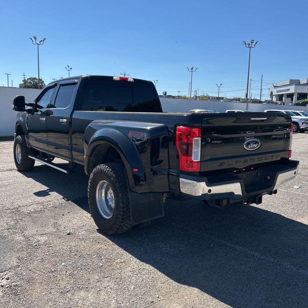 2019 Ford F-350 Super Duty Lariat